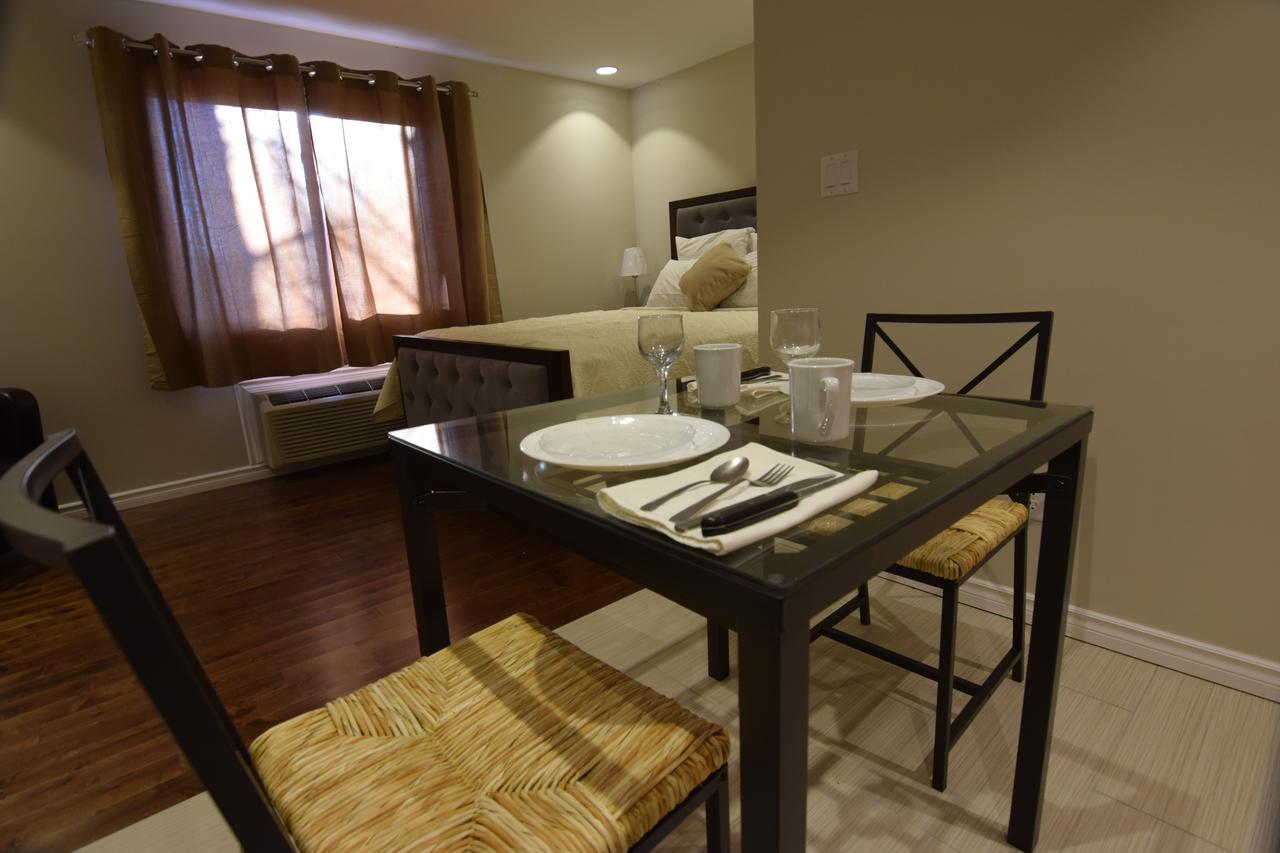 The Lion Inn & Suites Chetwynd Εξωτερικό φωτογραφία