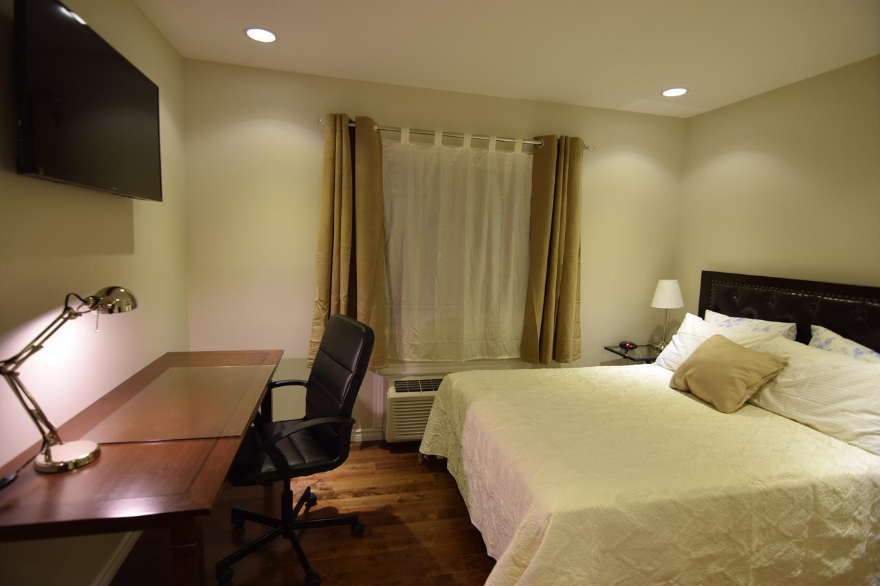 The Lion Inn & Suites Chetwynd Εξωτερικό φωτογραφία